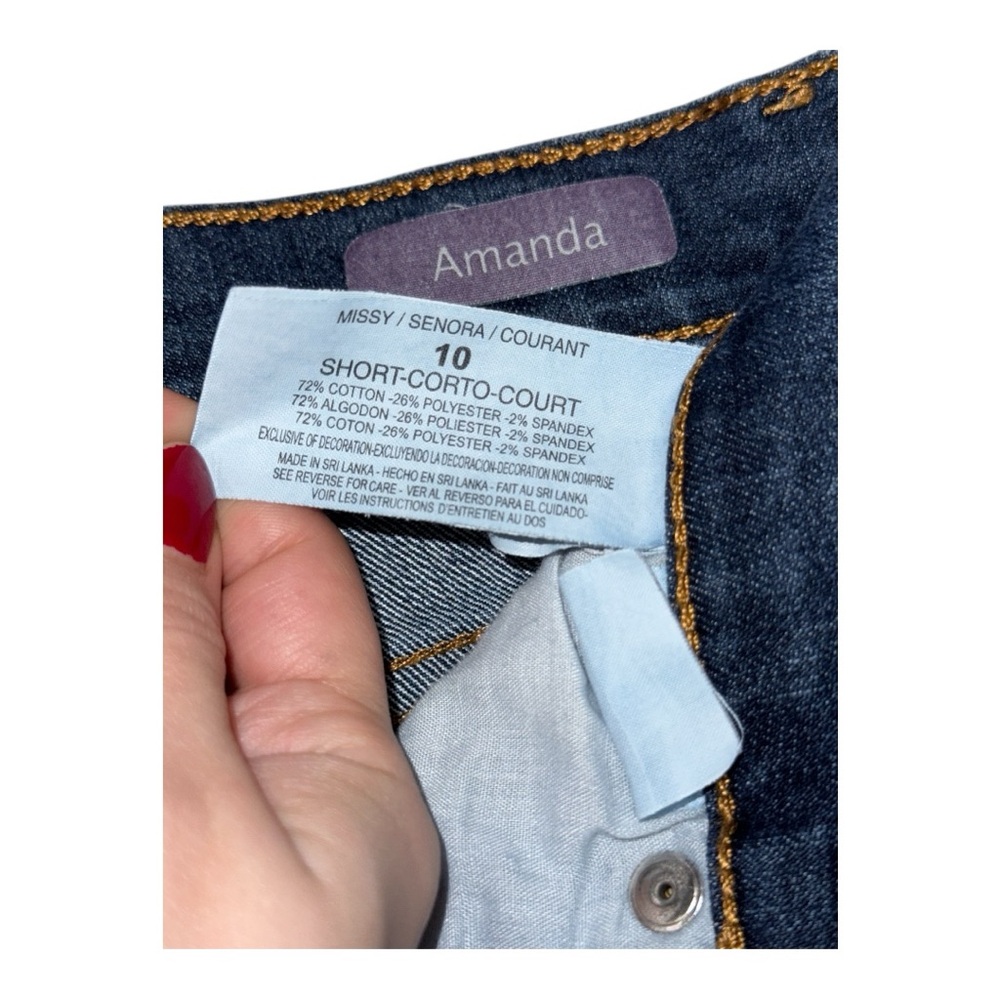 Women’s Gloria Vanderbilt “Amanda” Short Jeans - 10 - Picture 8 of 11